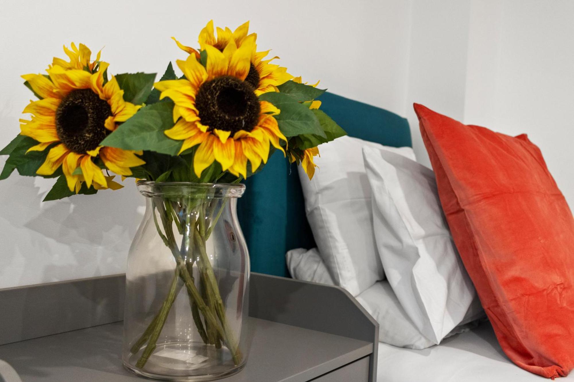 Exeter City Centre Apartments Riley Apartment ภายนอก รูปภาพ